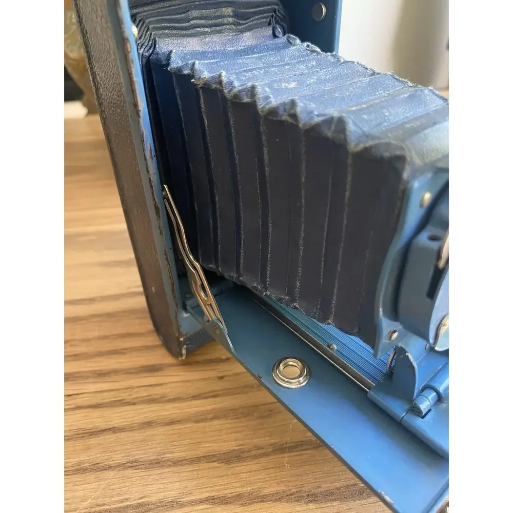 Antique 1920s Kodak Rainbow Hawk-Eye No.2A Folding Model B In Blue